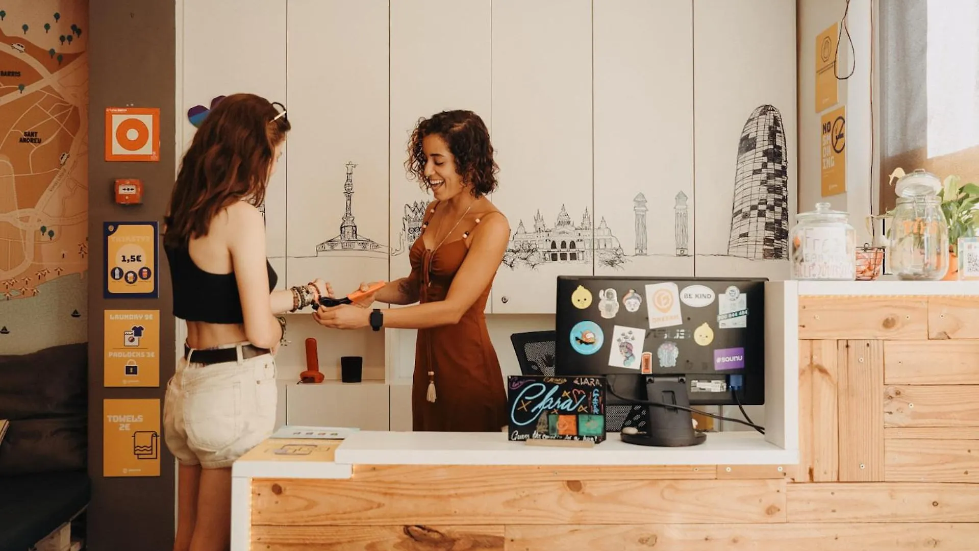 Hostel Onefam Ramblas Barcelona